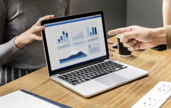 Streamlining Analytics and KPIs for Financial Services