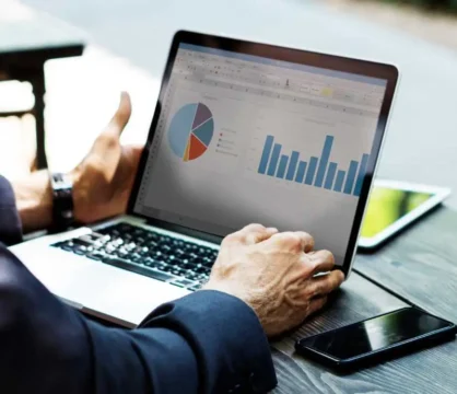 Enhancing Self-Service Analytics: Balancing Empowerment and Governance
