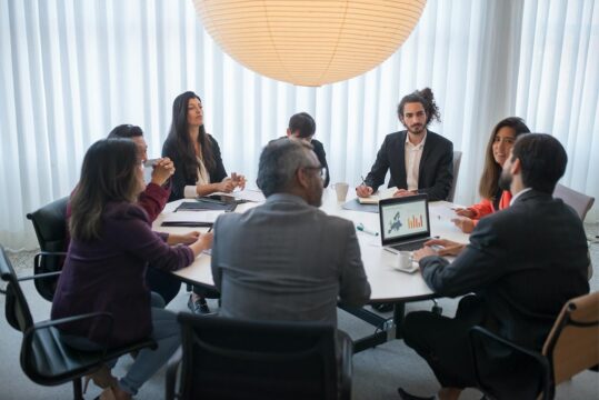 How to Deliver Analytics Governance in a Decentralized World: Thoughts and Experiences from Donald Farmer and Heena Sood